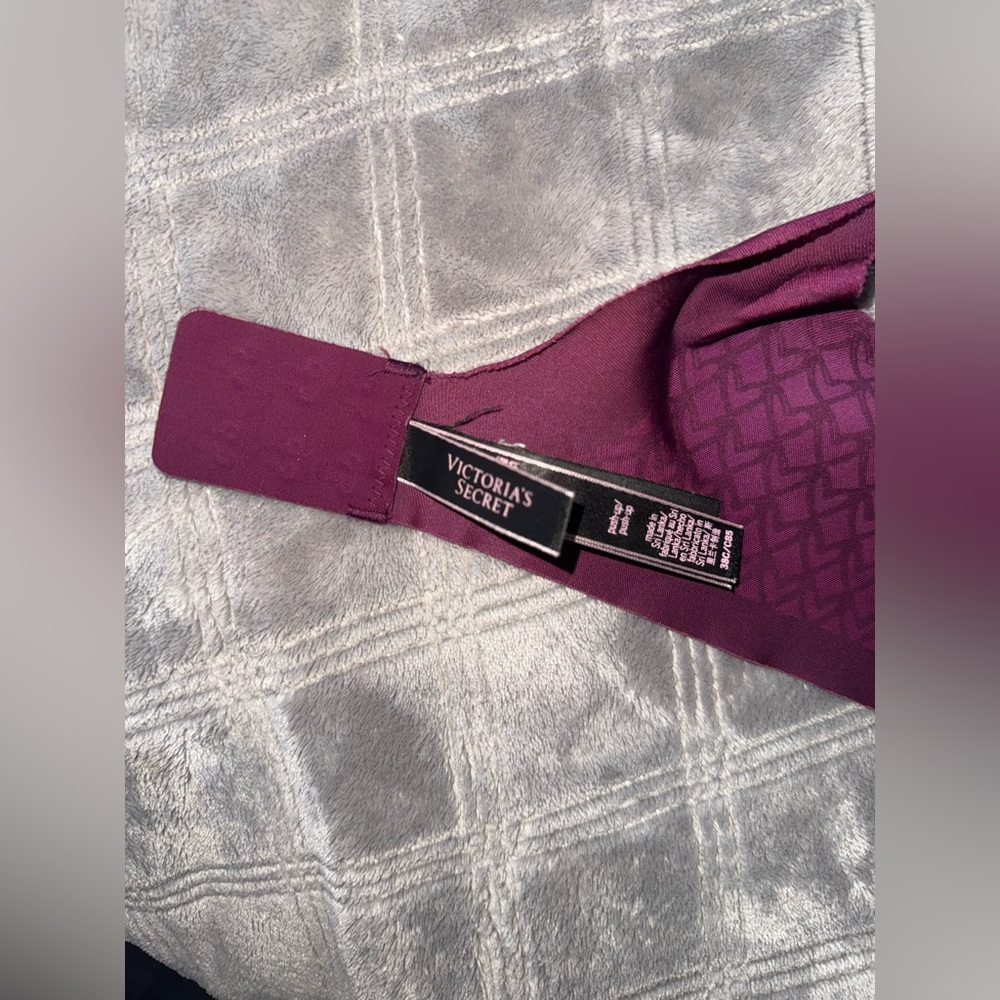 Victoria Secret push up bra 38C burgundy color - Picture 5 of 8